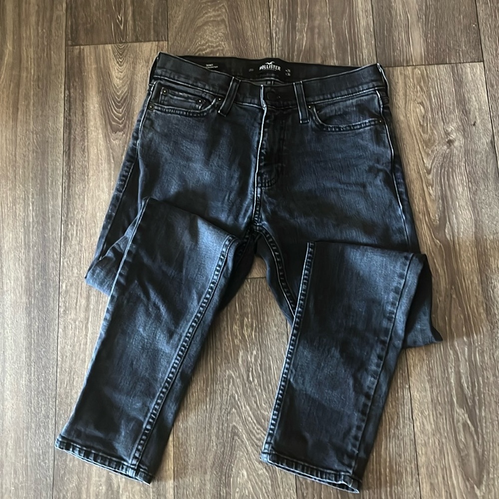 Black skinny jeans